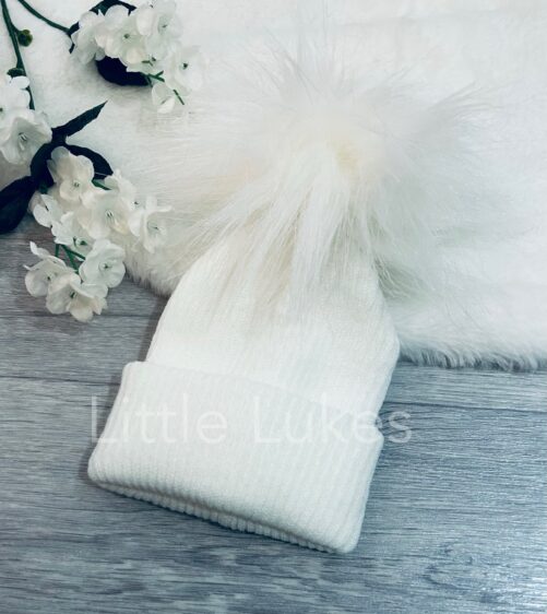 White First Size Pompom Hat