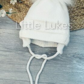 Kleo Kids Tied White Single Pom Hat