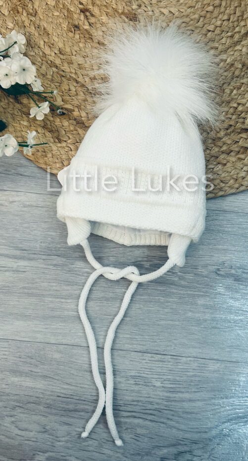 Kleo Kids Tied White Single Pom Hat | Little Lukes