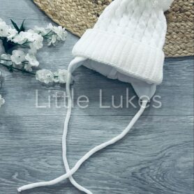 Kleo Kids White Knitted Hat With Ties